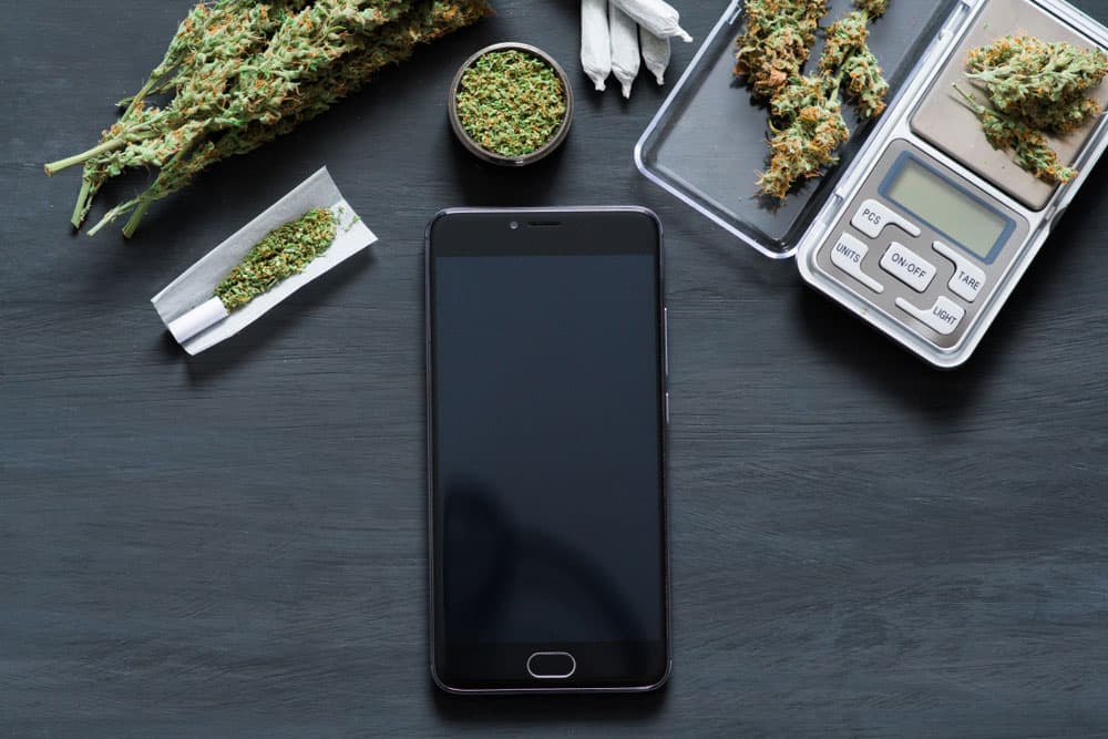 Top 5 Reasons is Better to Buy weed Online | Green Leaf Express Canada