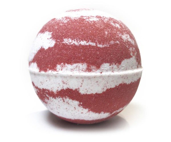 Nikki Stikki Botanicals – CBD Bath Bomb – Christmas Spirit Bomb (red/green) – 300mg CBD | Green Leaf Express Canada